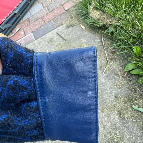 Vintage La Paz suri alpaca coat with leather trim. Size 16 - Picture 4 of 15